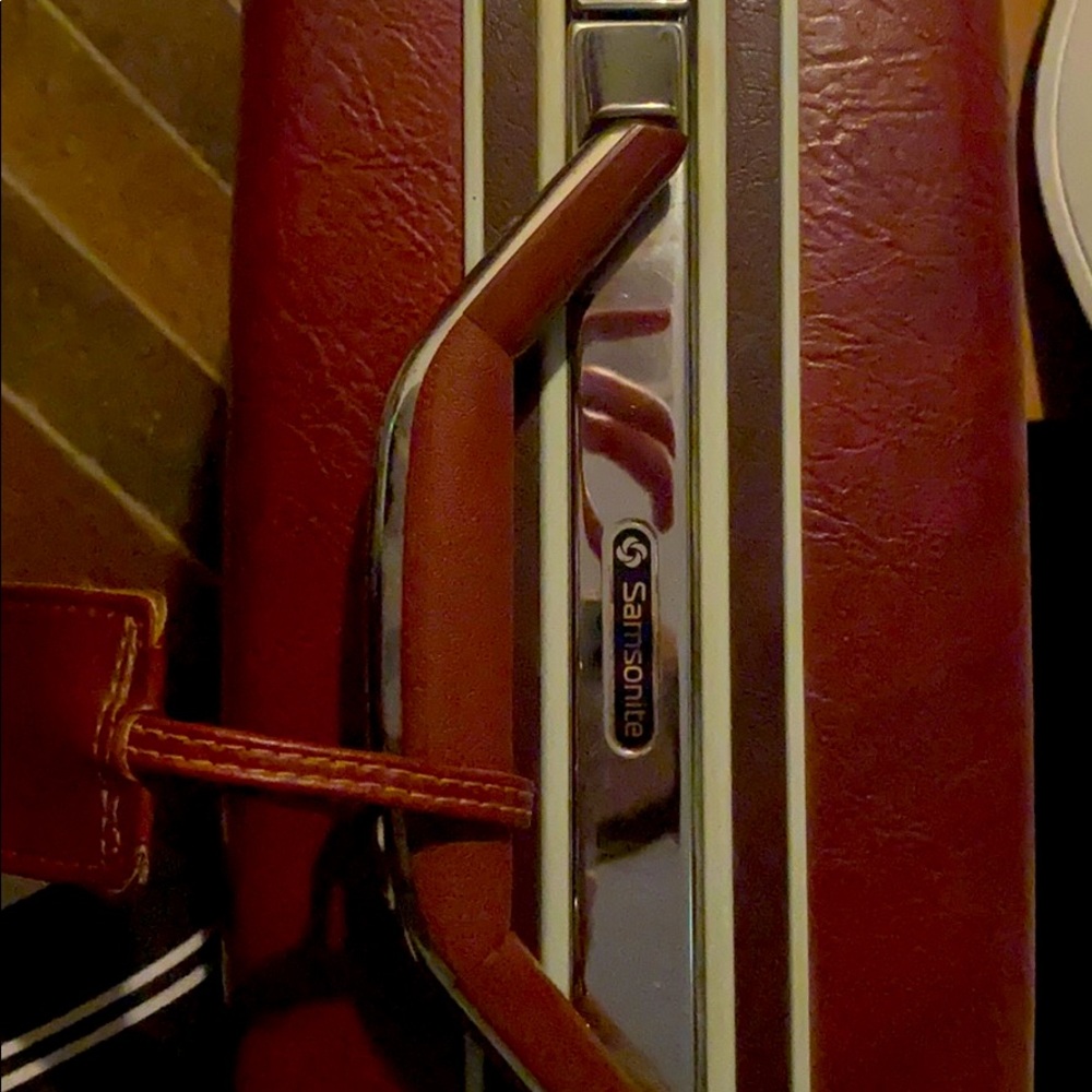 Vintage Samsonite silhouette II suitcase